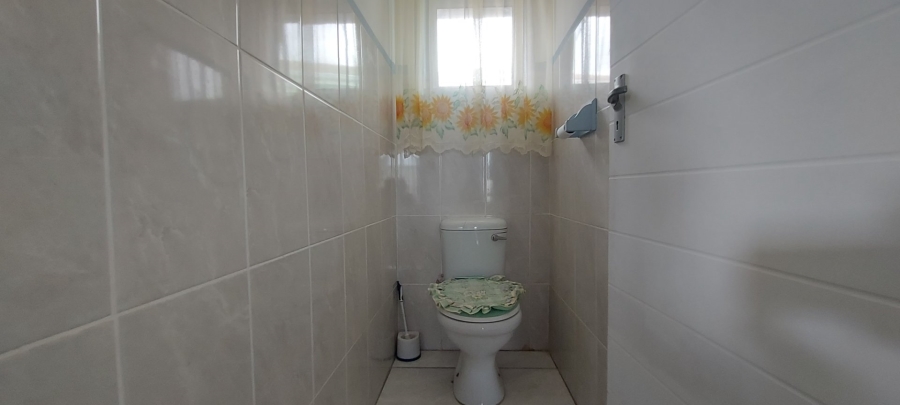 1 Bedroom Property for Sale in Albertinia Western Cape